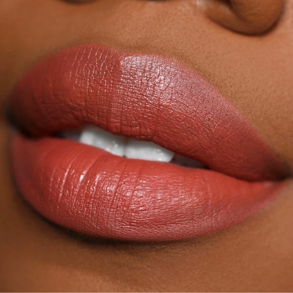 OFRA Liquid Lipstick In Color Canyon (Full Size) - Picture 5 of 5